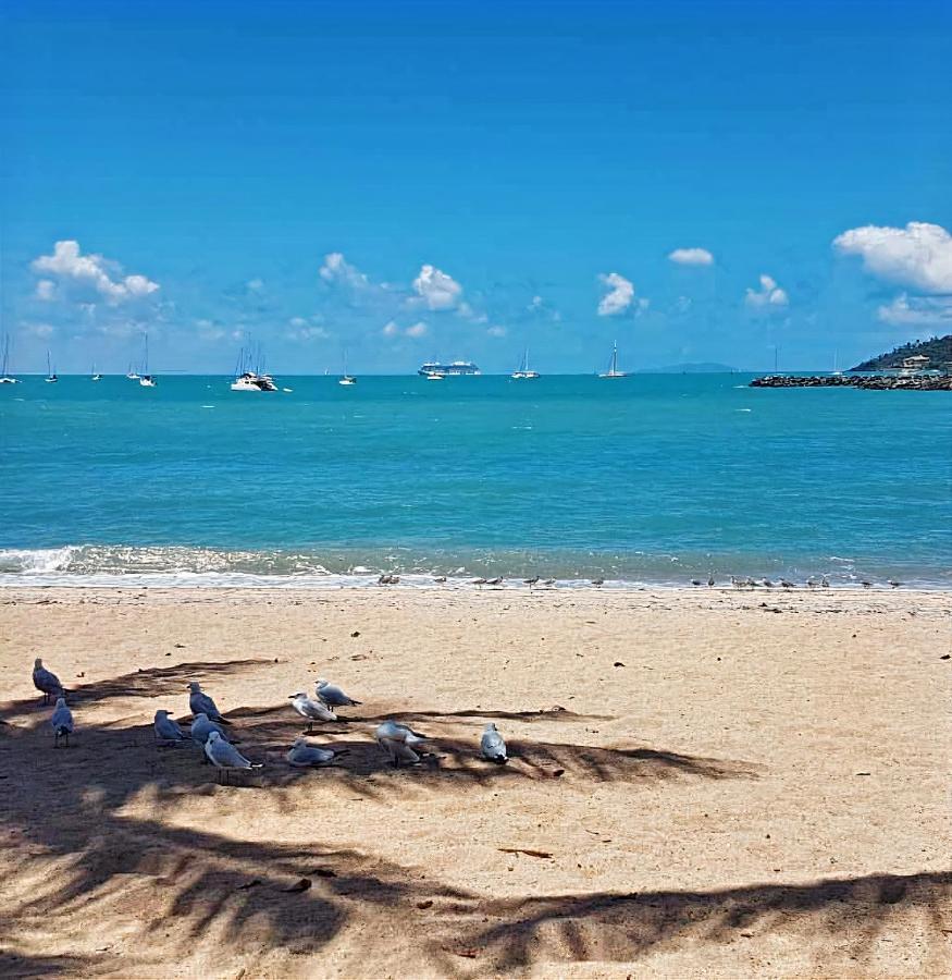 La Villa At Beach Court 에일리비치 외부 사진